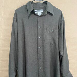 Untied Long Sleeve Button-Up Shirt, Men's Size Medium